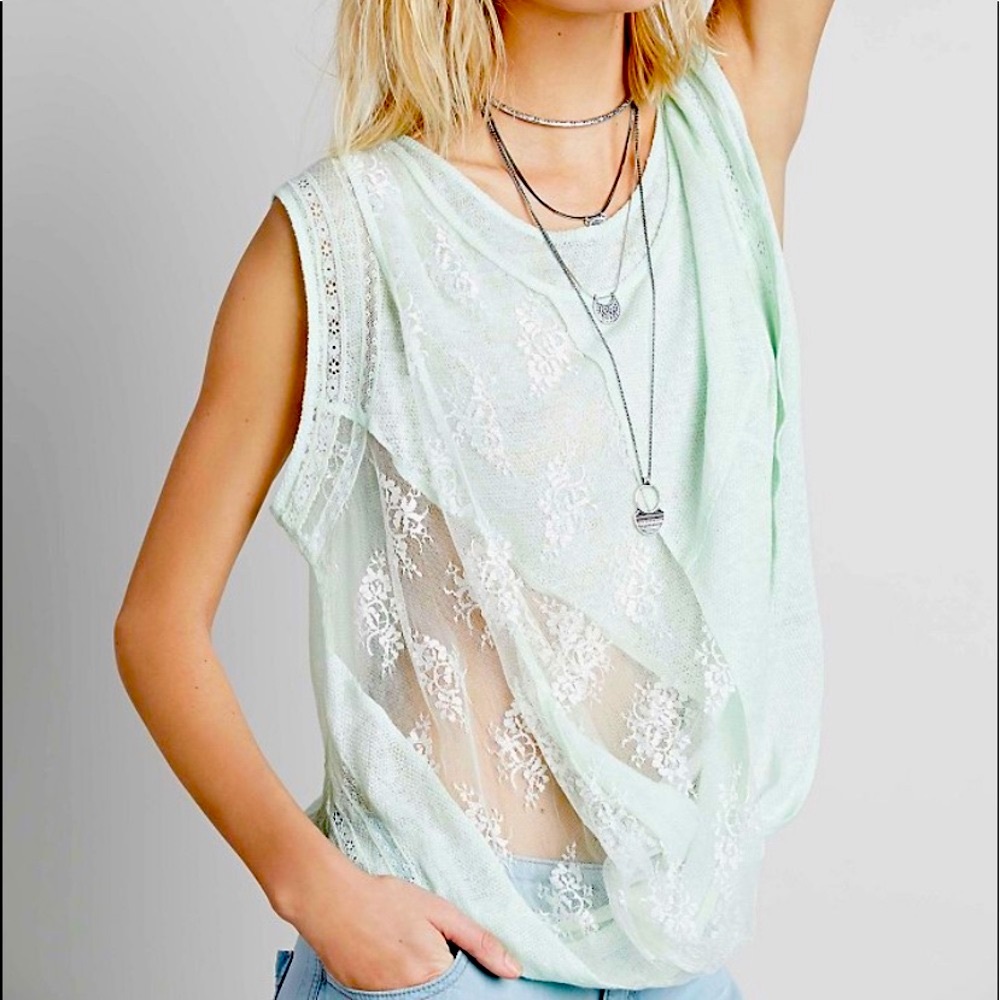 NWOT Free People New Romantics Twist and Shout Tee - Picture 1 of 9